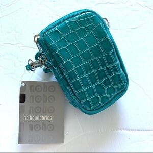 NWT No Boundaries Teal Blue Small Zipper Pouch Bag Removable Crossbody Strap